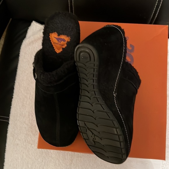 Clogs - Picture 6 of 6